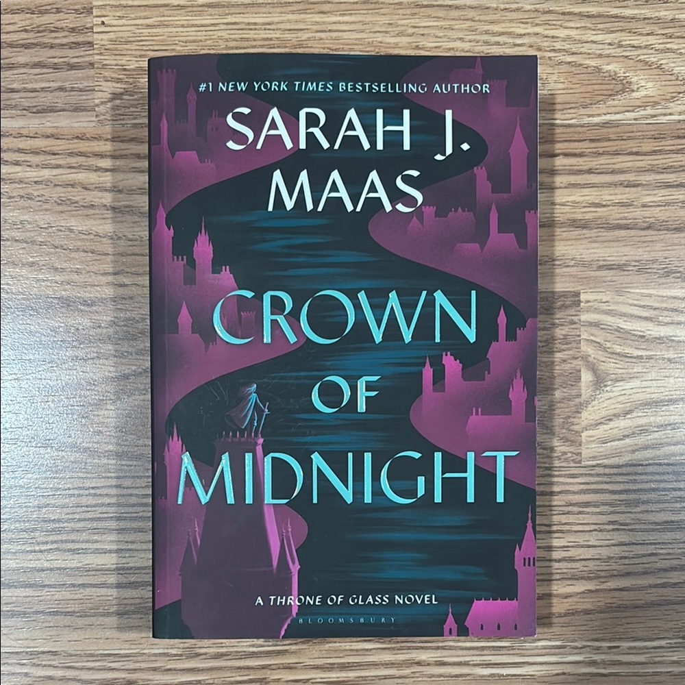 Crown of Midnight by Sarah J. Maas